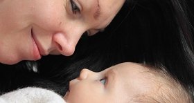 Mateřská péče Moms and babies